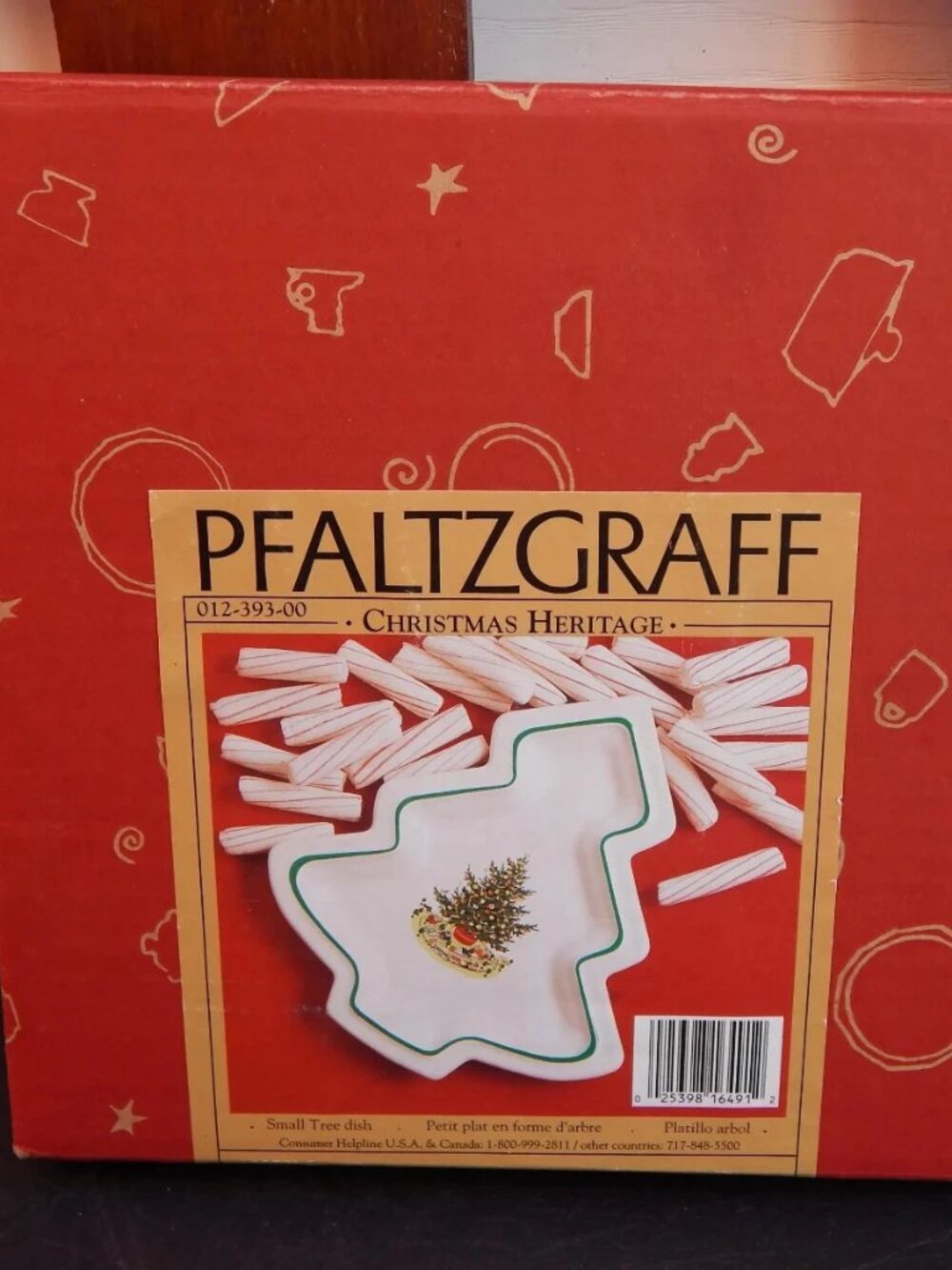 Pfaltzgraff Christmas Heritage Small Tree Dish IN ORIGINAL BOX Never Used
